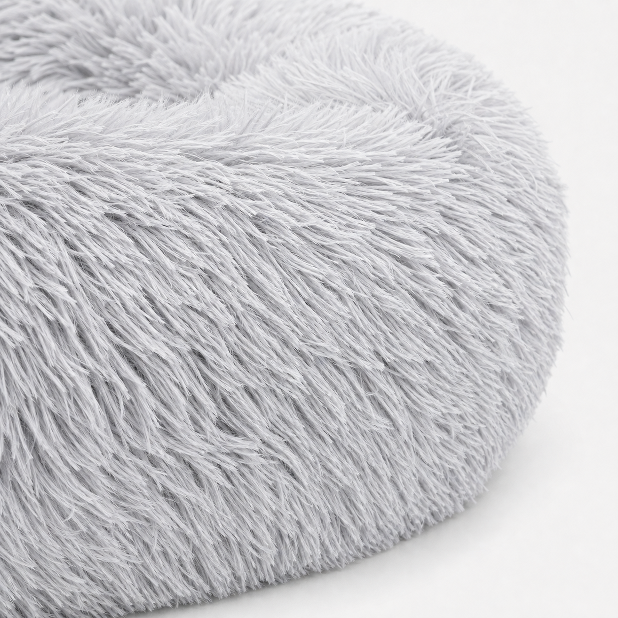 Flauschiges Hundebett – Detailansicht des Plüschs